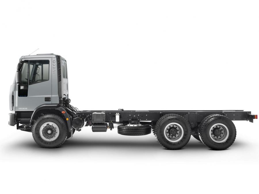  Iveco Tector 260E28 6x4 Chassis 2008 года  (фото 2 из 3)